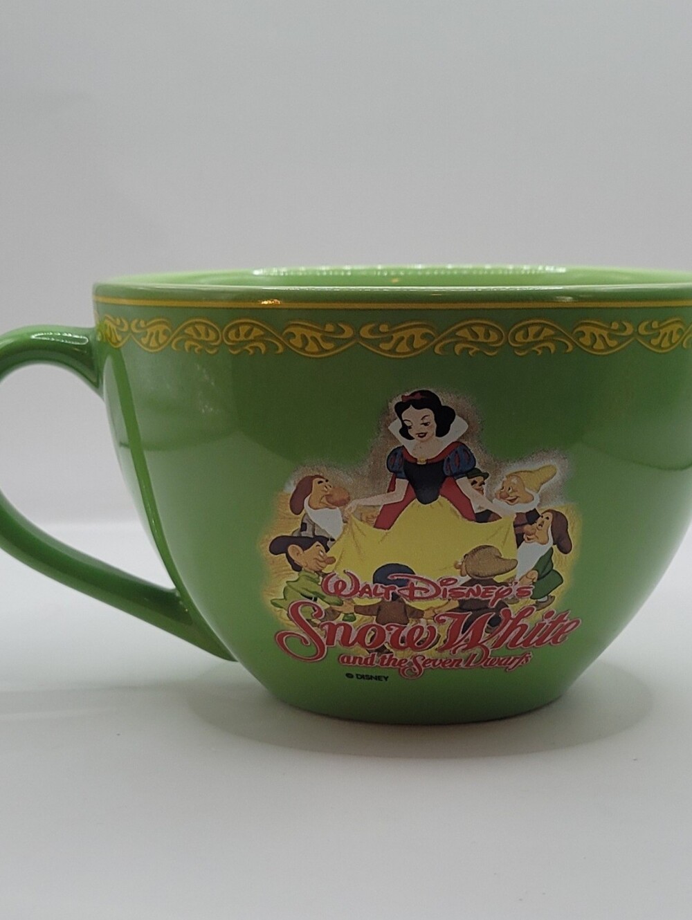 Disney Green Snow White and the Seven Dwarfs Ceramic Cup